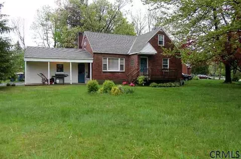 121 Lansing Rd, Schenectady, NY 12304 photo 1