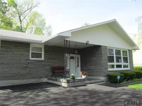 45 Hillcrest Ave, Schenectady, NY 12304 photo 1