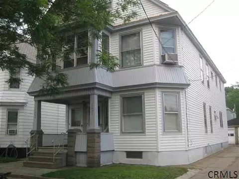 1069 Willett St, Schenectady, NY 12303 photo 1