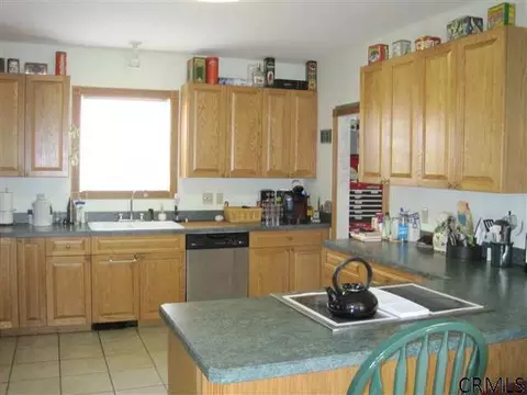 2 Oak St, Corinth, NY 12822 photo 9