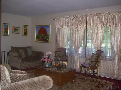 43 The Crossway, Delmar, NY 12054 photo 3
