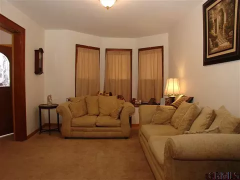 971 Maple Ave, Schenectady, NY 12307 photo 3