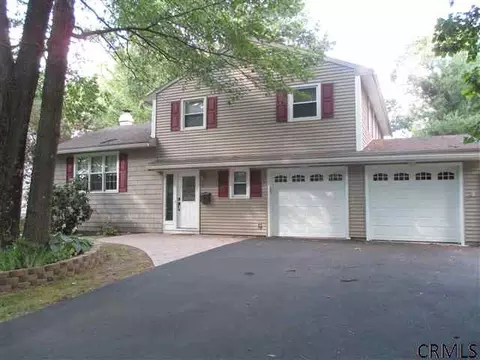 51 Brockley Dr, Delmar, NY 12054 photo 1
