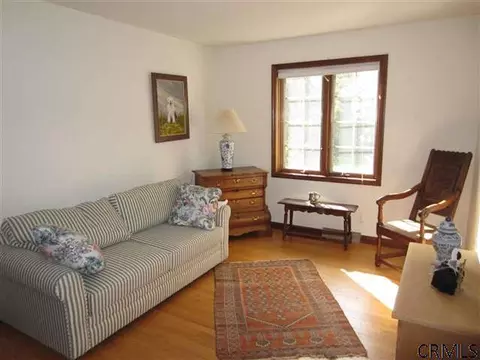 140 Appleton Rd, Rexford, NY 12148 photo 13