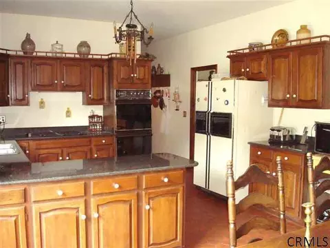 140 Appleton Rd, Rexford, NY 12148 photo 8