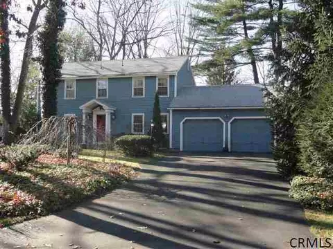 28 Tierney Dr, Delmar, NY 12054 photo 1