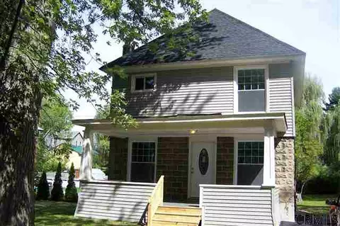 20 Second Ave, Mayfield, NY 12117 photo 1