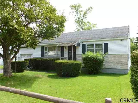 252 Chiswell Rd, Schenectady, NY 12304 photo 1
