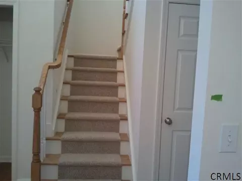11 Ridgewood Dr, Halfmoon, NY 12118 photo 5