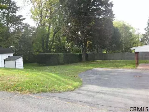 170 Eastholm Rd, Schenectady, NY 12304 photo 14