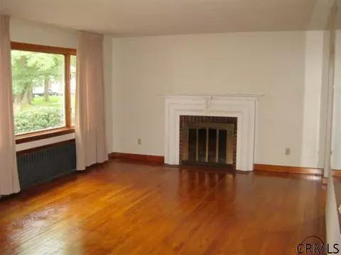 170 Eastholm Rd, Schenectady, NY 12304 photo 3