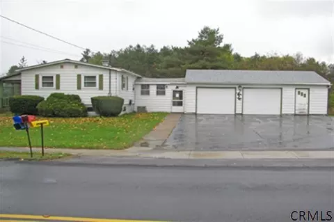 49 S Second Ave, Broadalbin, NY 12025 photo 1