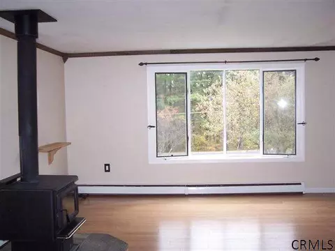 541 Plattekill Rd, Freehold, NY 12431 photo 4