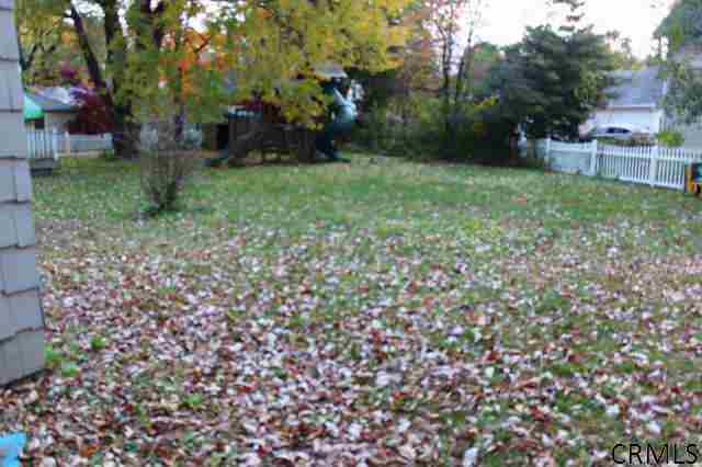 1320 Regent St, Schenectady, NY 12309 photo 9