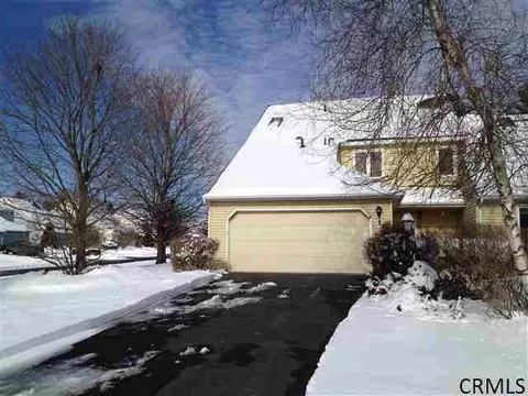 1 Standish Dr, Glenmont, NY 12077 photo 1