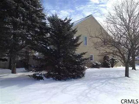1 Standish Dr, Glenmont, NY 12077 photo 3