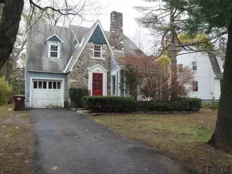 14 Forest Rd, Delmar, NY 12054 photo 3