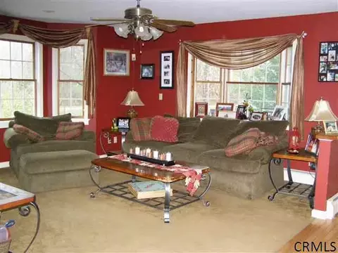 534 Wemple Rd, Glenmont, NY 12077 photo 2