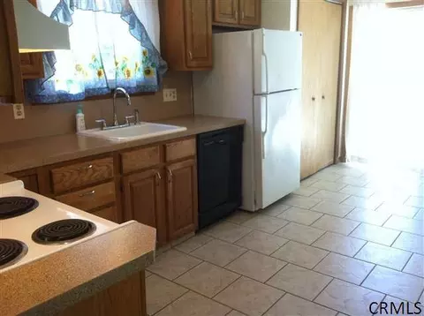 1066 Keyes Ave, Schenectady, NY 12309 photo 4