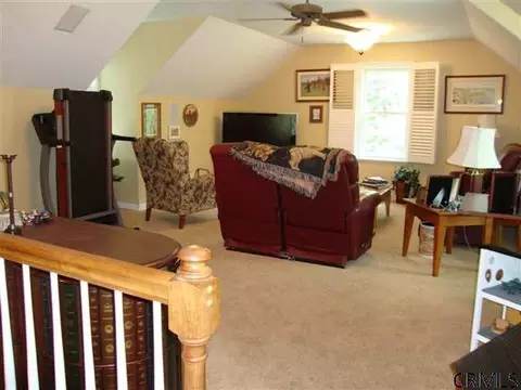 52 Font Grove Rd, Slingerlands, NY 12159 photo 9