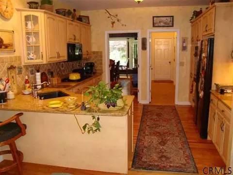52 Font Grove Rd, Slingerlands, NY 12159 photo 2