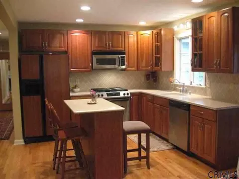 153 Murray Ave, Delmar, NY 12054 photo 2