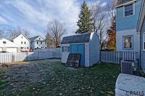 2209 William St, Schenectady, NY 12306 photo 3