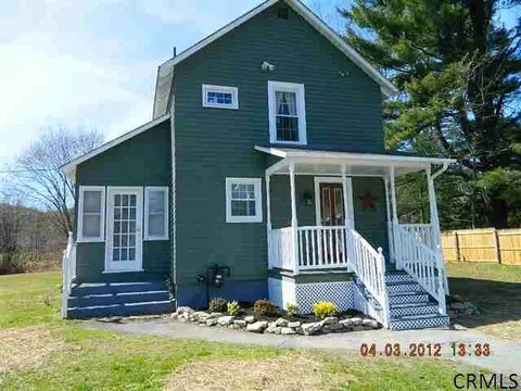30 Smith Bridge Rd, Saratoga Springs, NY 12866 photo 1