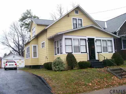 942 Harrison Ave, Schenectady, NY 12306 photo 1