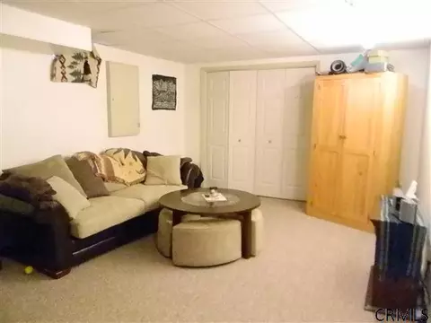 71 Cooks Ct, Waterford, NY 12188 photo 9