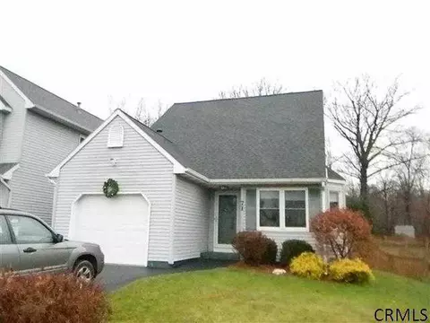 71 Cooks Ct, Waterford, NY 12188 photo 1