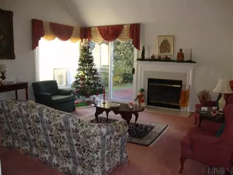 17 York Rd, Glenmont, NY 12077 photo 7