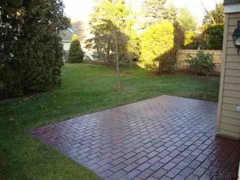 17 York Rd, Glenmont, NY 12077 photo 14