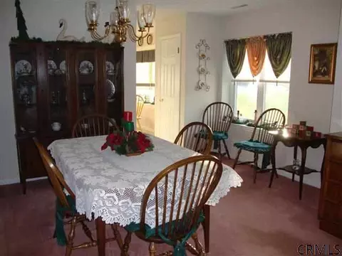 17 York Rd, Glenmont, NY 12077 photo 5