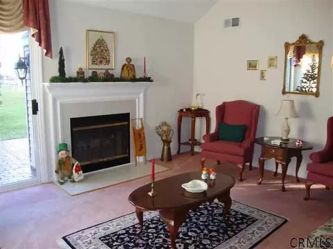 17 York Rd, Glenmont, NY 12077 photo 8