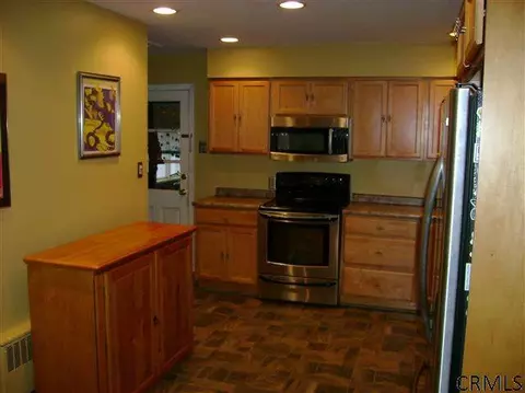 34 Hudson Ave, Delmar, NY 12054 photo 3