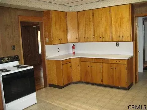 54 Marriott Ave, Schenectady, NY 12304 photo 7