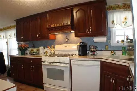 317 Smith Rd, Amsterdam, NY 12010 photo 8