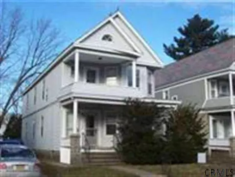 819 Hampton Ave, Schenectady, NY 12309 photo 1