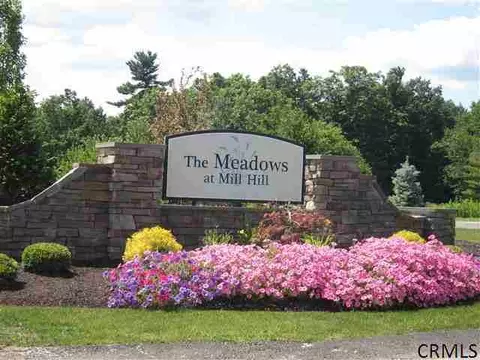 71 Eagles Gate, Slingerlands, NY 12159 photo 2