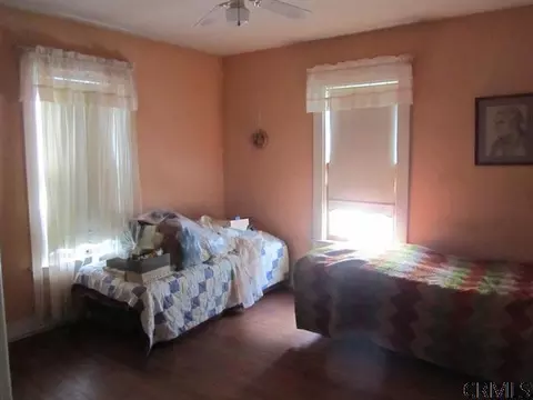 51 Spruce St, Schenectady, NY 12304 photo 6