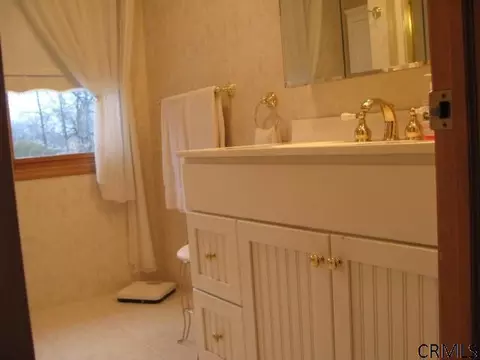 4 Anchor Dr, Waterford, NY 12188 photo 9