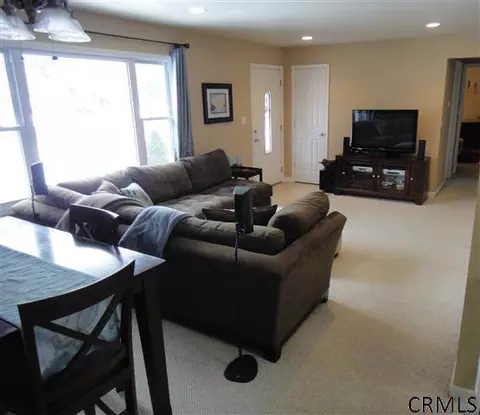72 Werner Rd, Clifton Park, NY 12065 photo 5