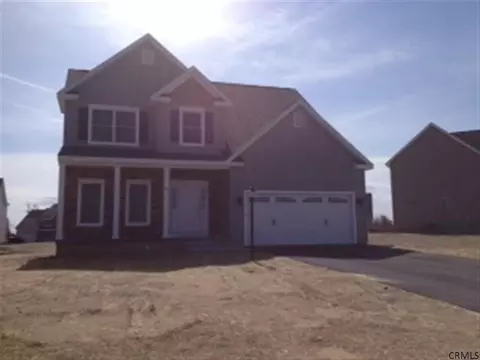 8 Amanda Ln, Mechanicville, NY 12118 photo 1