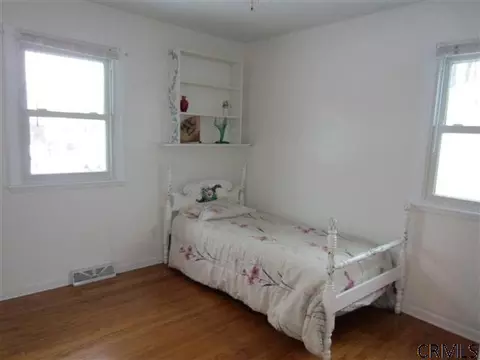 261 Hillcrest Ave, Schenectady, NY 12304 photo 11