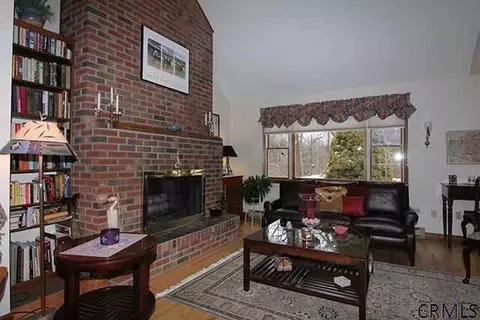 67 Crooked St, Schenectady, NY 12302 photo 7