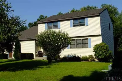52 Jefferson Rd, Glenmont, NY 12077 photo 1