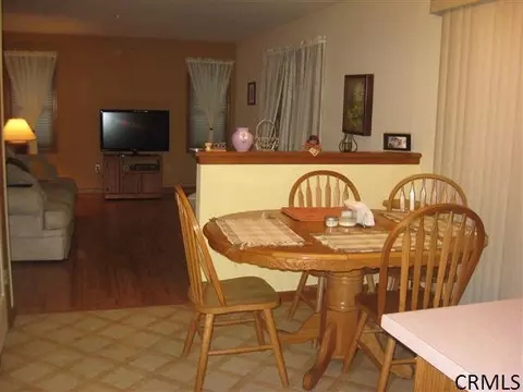 14 Timber Ln, Glenmont, NY 12077 photo 5