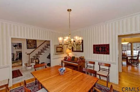 4024 Windsor Dr, Schenectady, NY 12309 photo 10