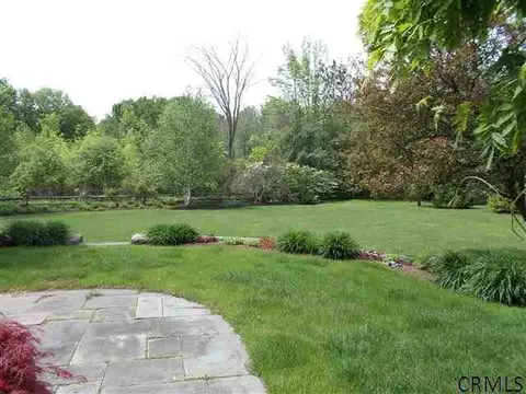 4024 Windsor Dr, Schenectady, NY 12309 photo 19